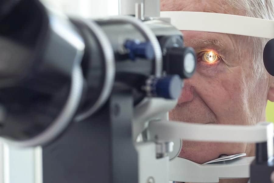 peut on avoir plusieurs fois une cataracte secondaire traitement chirurgien ophtalmologue specialiste chirurgie cataracte paris dr camille rambaud