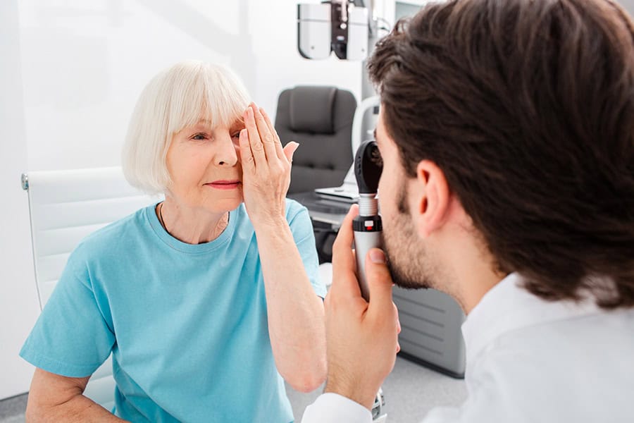 cataracte bilaterale dr camille rambaud ophtalmologiste specialiste chirurgie cataracte paris