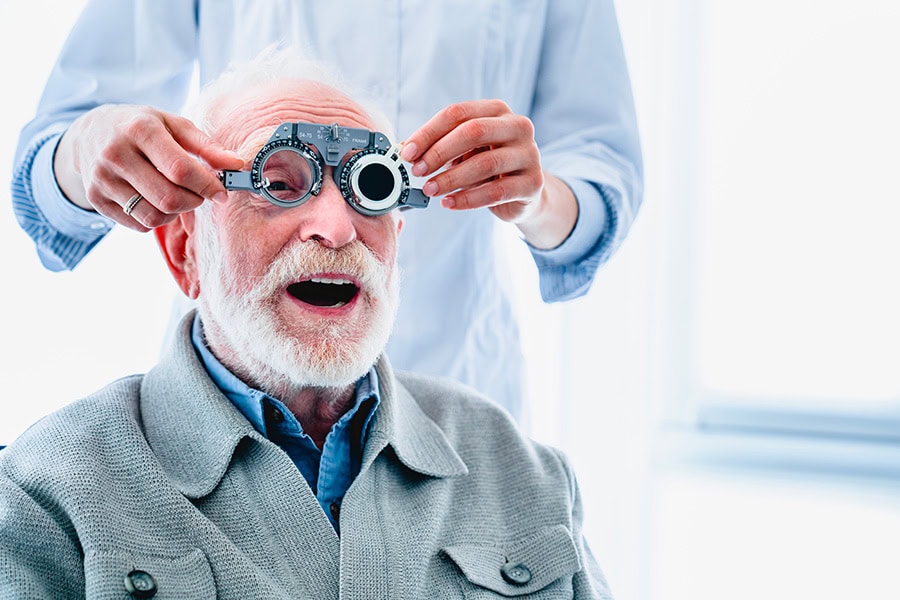 combien de temps pour faire lunettes apres operation cataracte ophtalmologiste specialiste chirurgie cataracte paris docteur camille rambaud