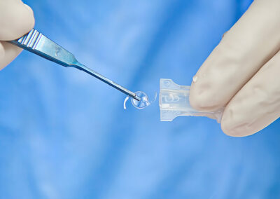 Implants multifocaux : quels sont les inconvénients ?